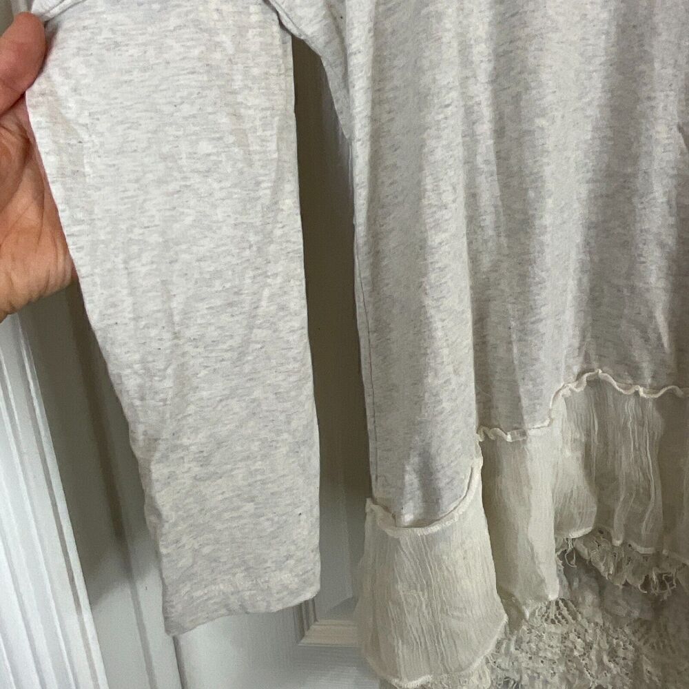 Sundance Women M Top Gray Heather Cream Lace Hi Low Long Sleeve Tshirt Blouse T3 - Picture 5 of 11